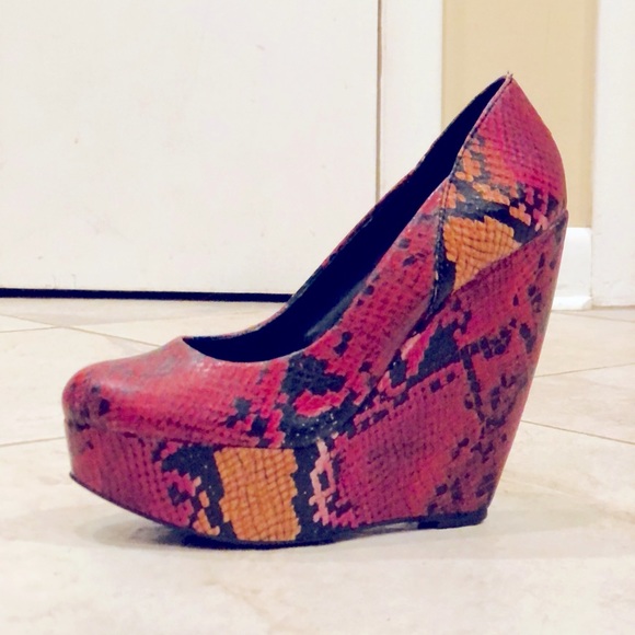 🐾🐆Aldo Animal Print platform Wedge Heels 🐆🐾 - Picture 8 of 15